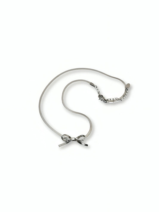 Silver Bow Choker